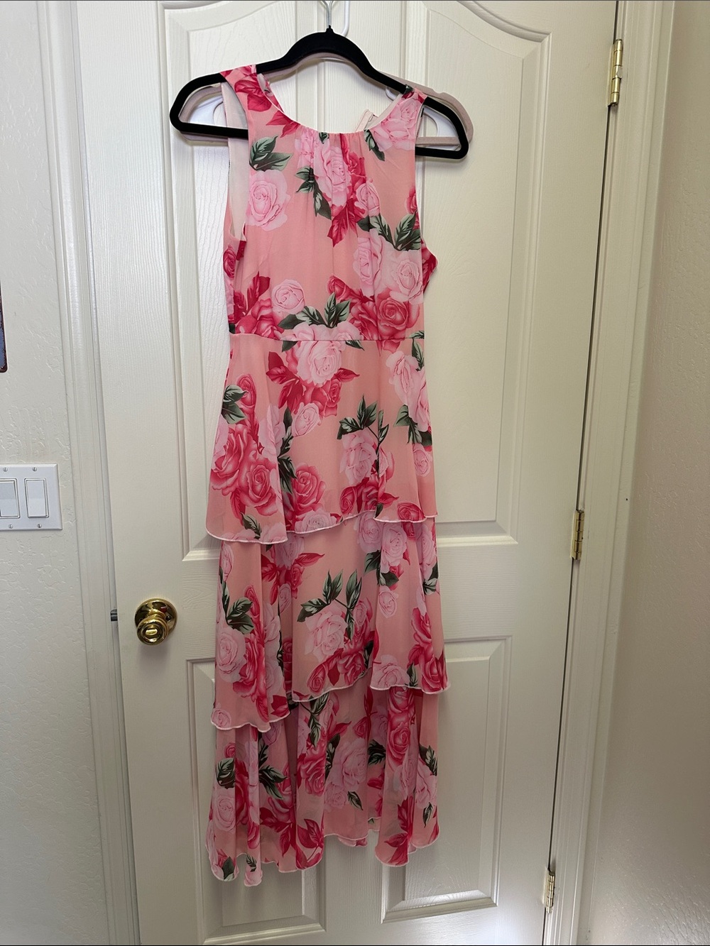 SHEIN Pink Floral Tiered Maxi Dress with Green Leaf Accents